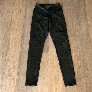 Victoria’s Secret Sport leggings